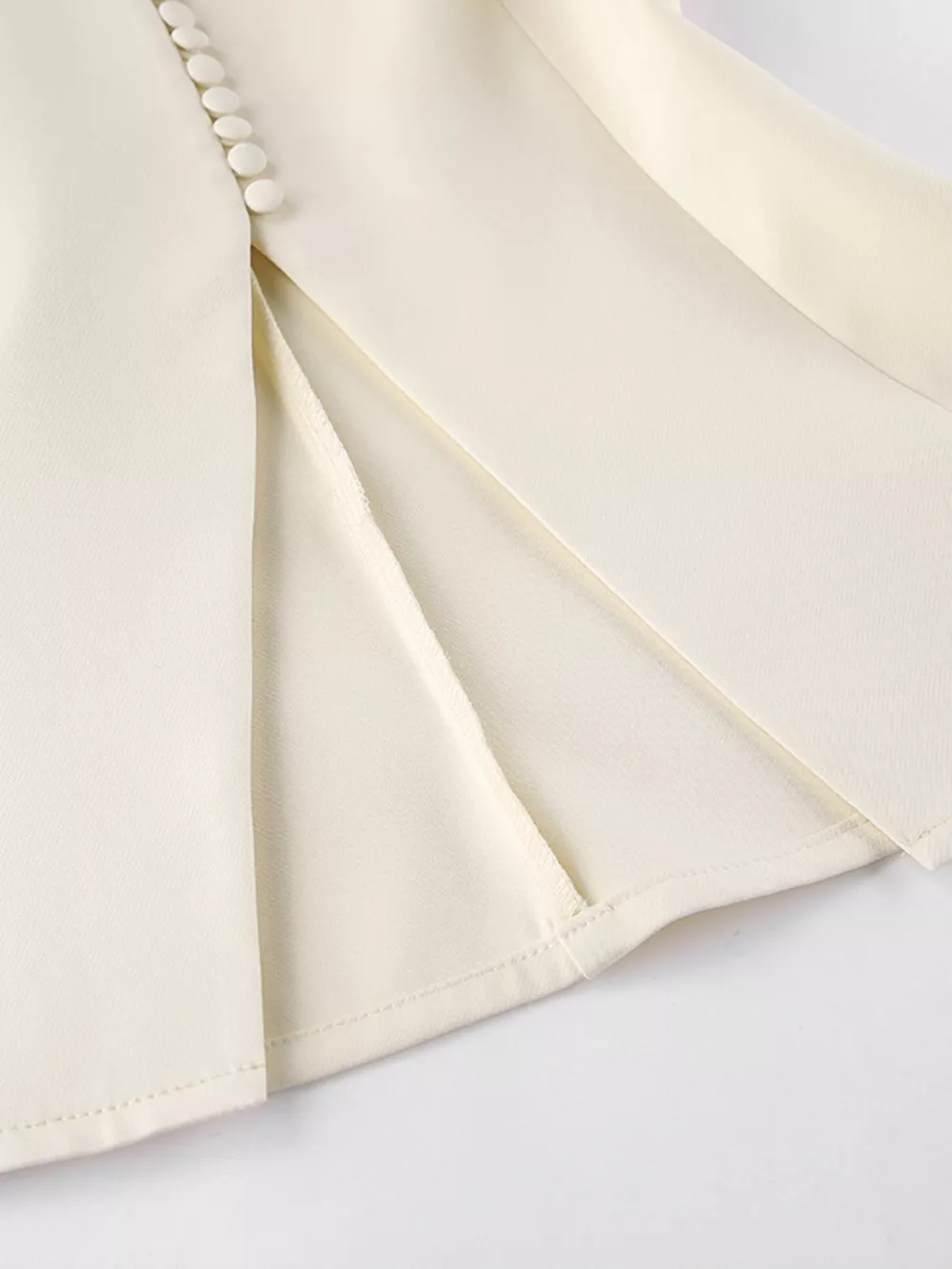 V-Neck Button-Up Blazer with Structured Shoulders, image 12