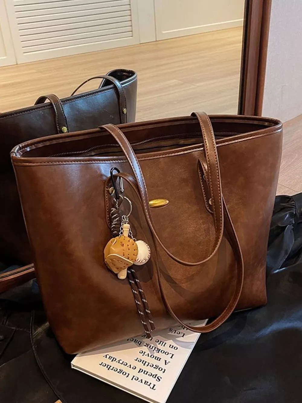 Vintage Style Leather Tote Bag, image 2