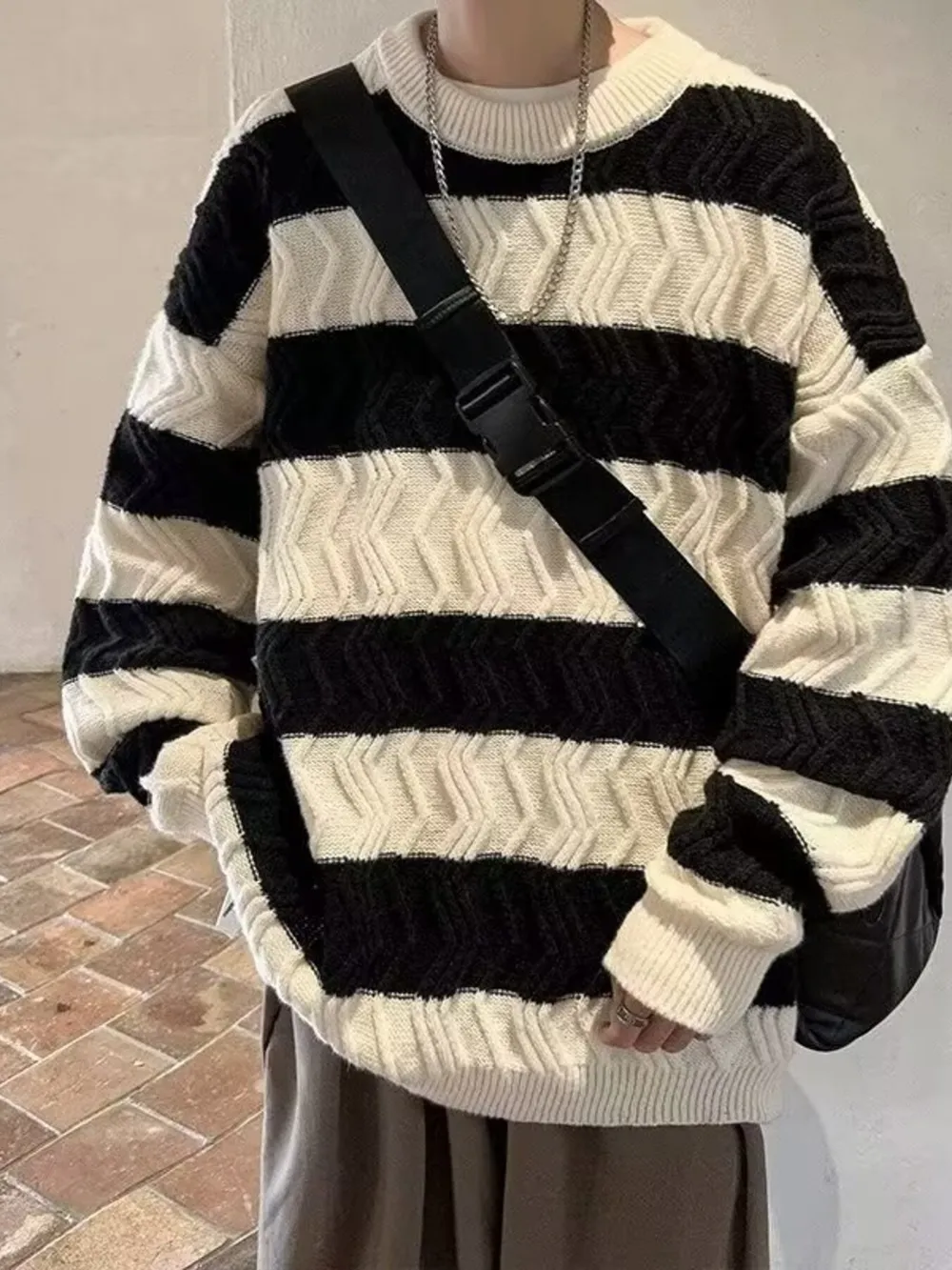 Men's Oversized Striped Textured Knit Sweater