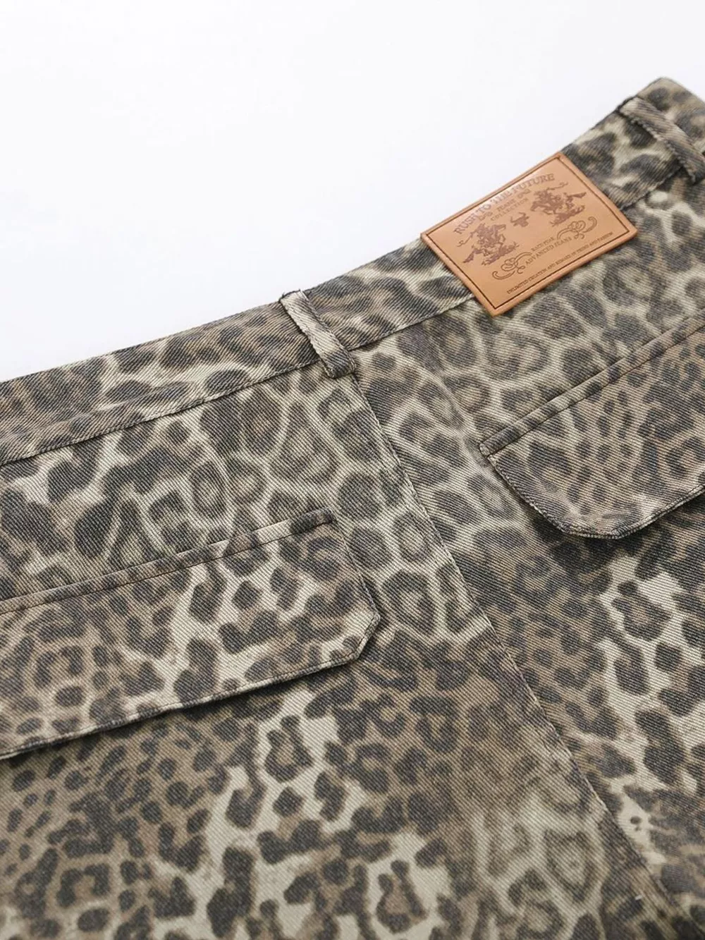 Men's Leopard Print Cargo Wide-Leg Capris, image 7