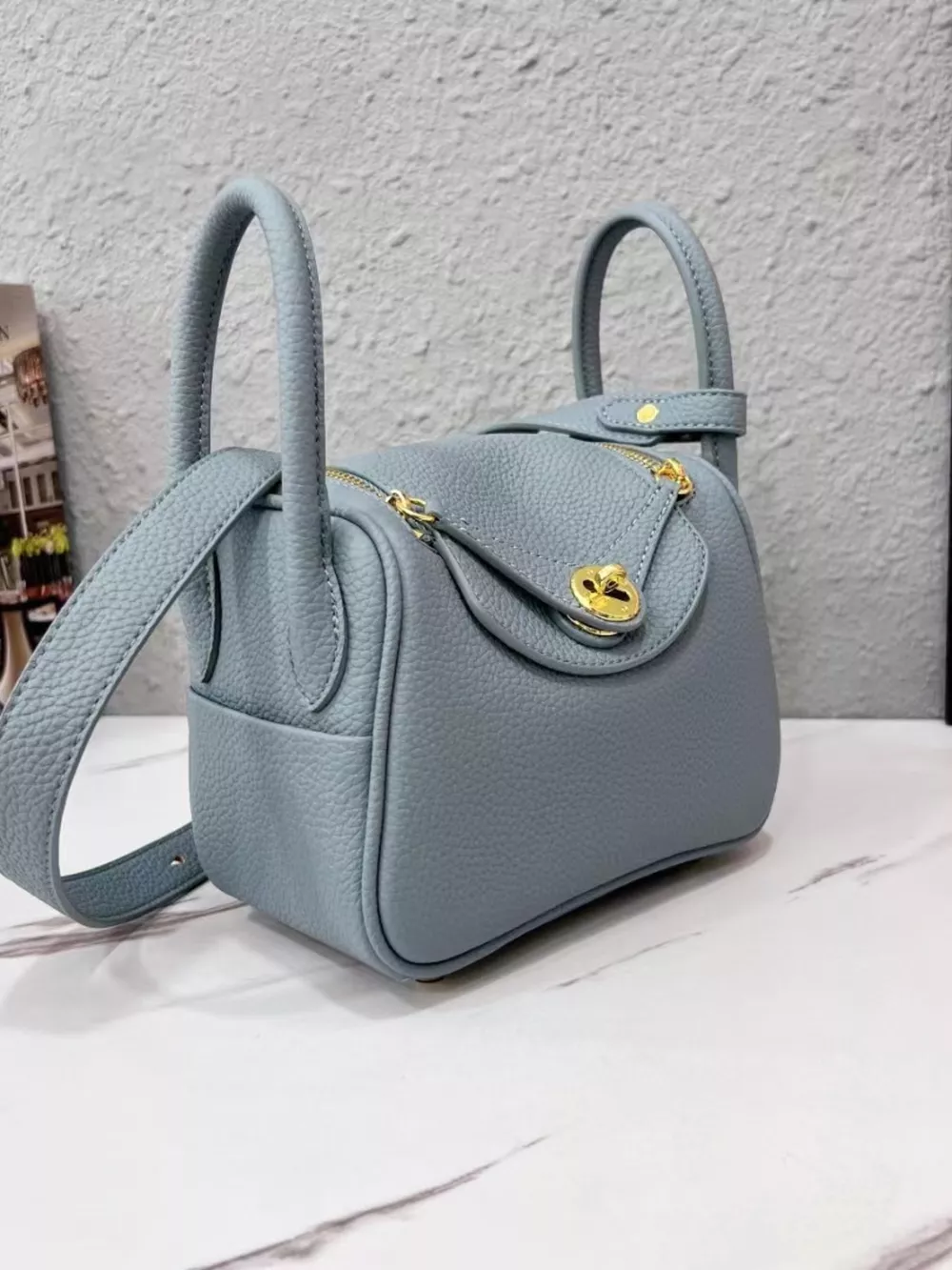 Gold-Tone Hardware Leather Crossbody Bag, image 9