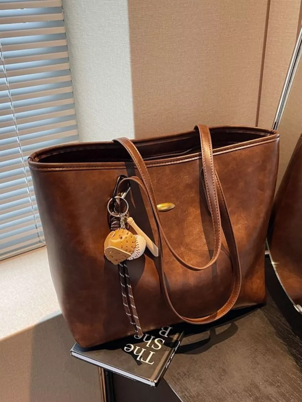 Vintage Style Leather Tote Bag, image 5