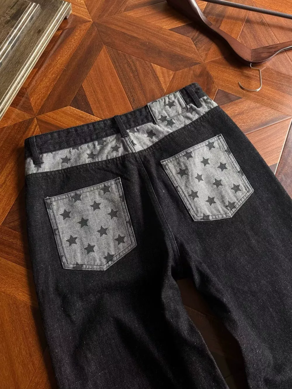 Men's Full Size Star-Patterned Contrast Pocket Wide-Leg Jeans Plus Size, image 3