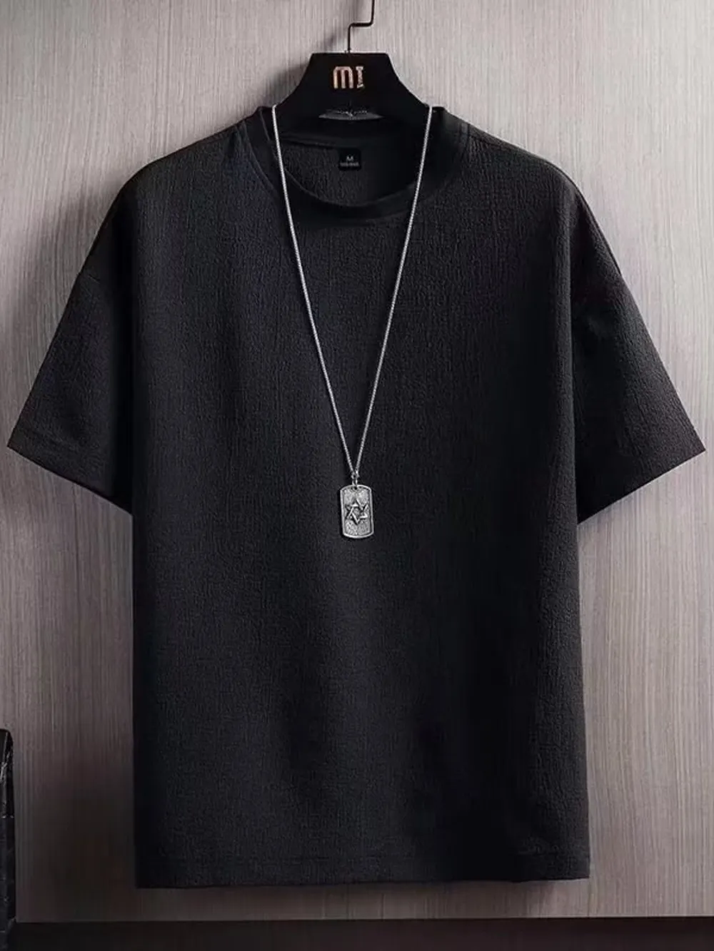 Men's Plus Size Textured Round Neck T-Shirt