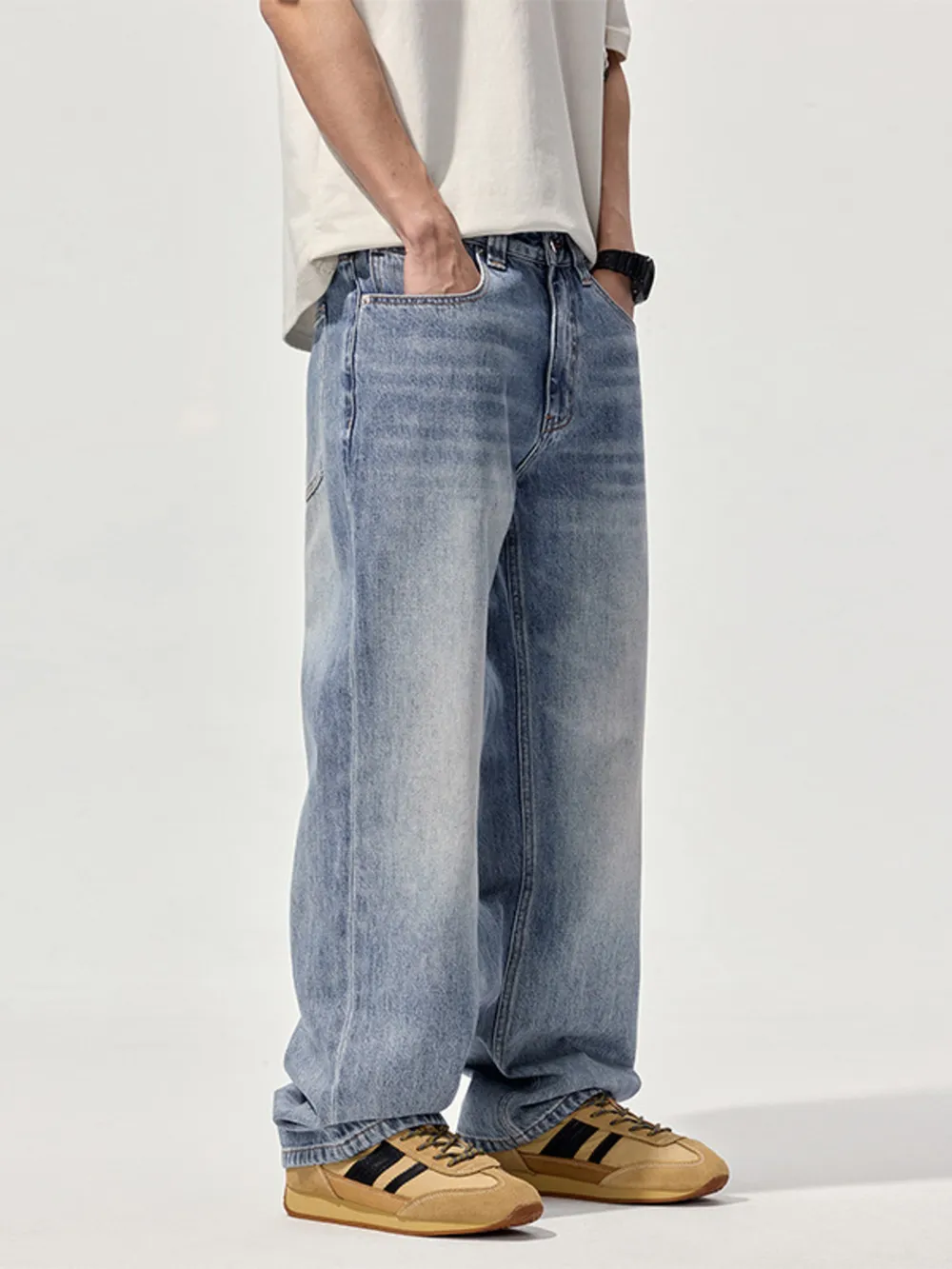 Men's Wash Relaxed Fit Jeans, image 3