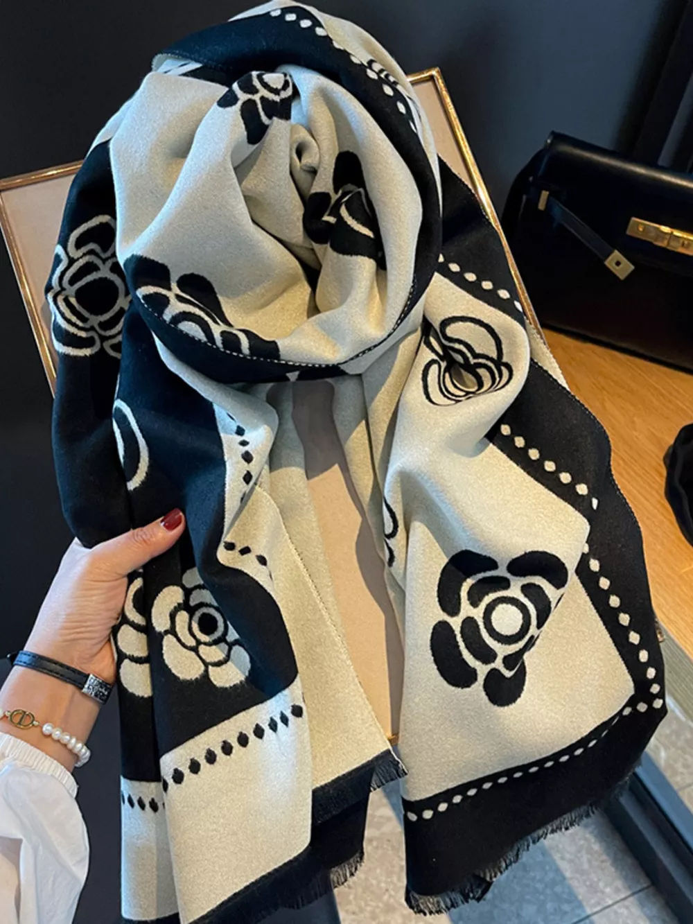 Floral Pattern Raw Hem Scarf