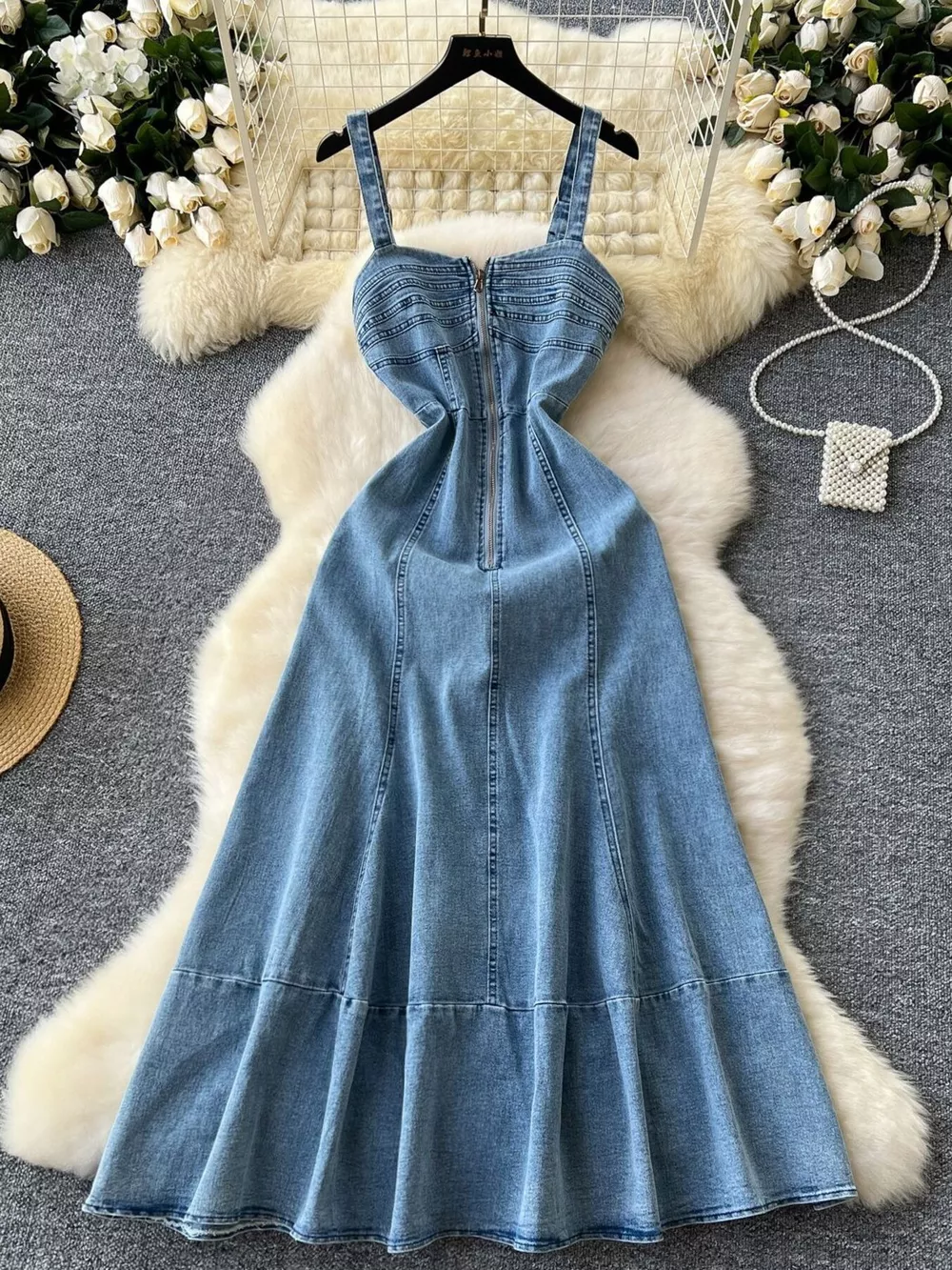 Sleeveless Zipper Front A-Line Denim Dress, image 2
