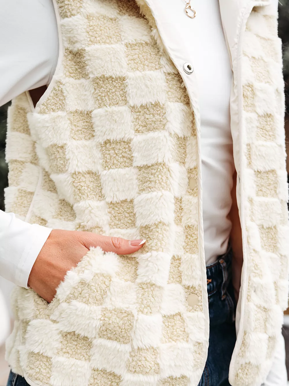 Sherpa Checkerboard Snap Button Vest Coat with Pocket, image 7
