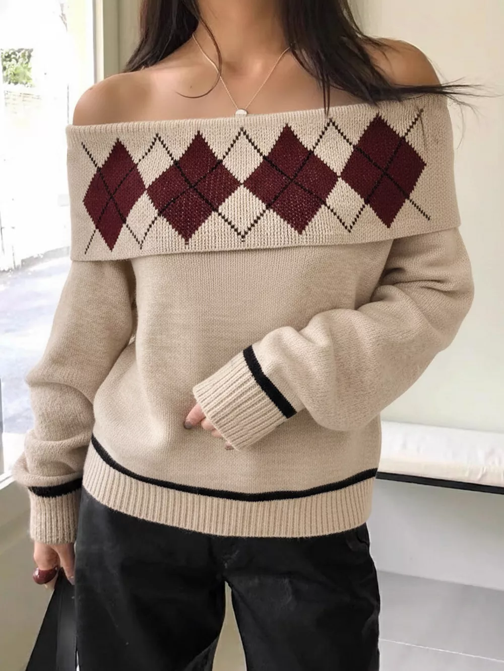 Off-Shoulder Argyle Pattern Sweater, image 8
