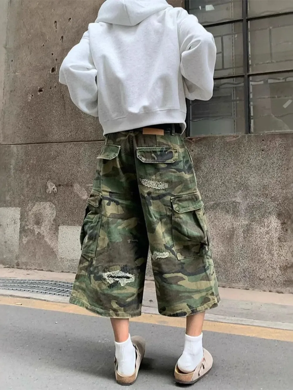 Men's Plus Size Distressed Camouflage Cargo Capris Jeans, image 5