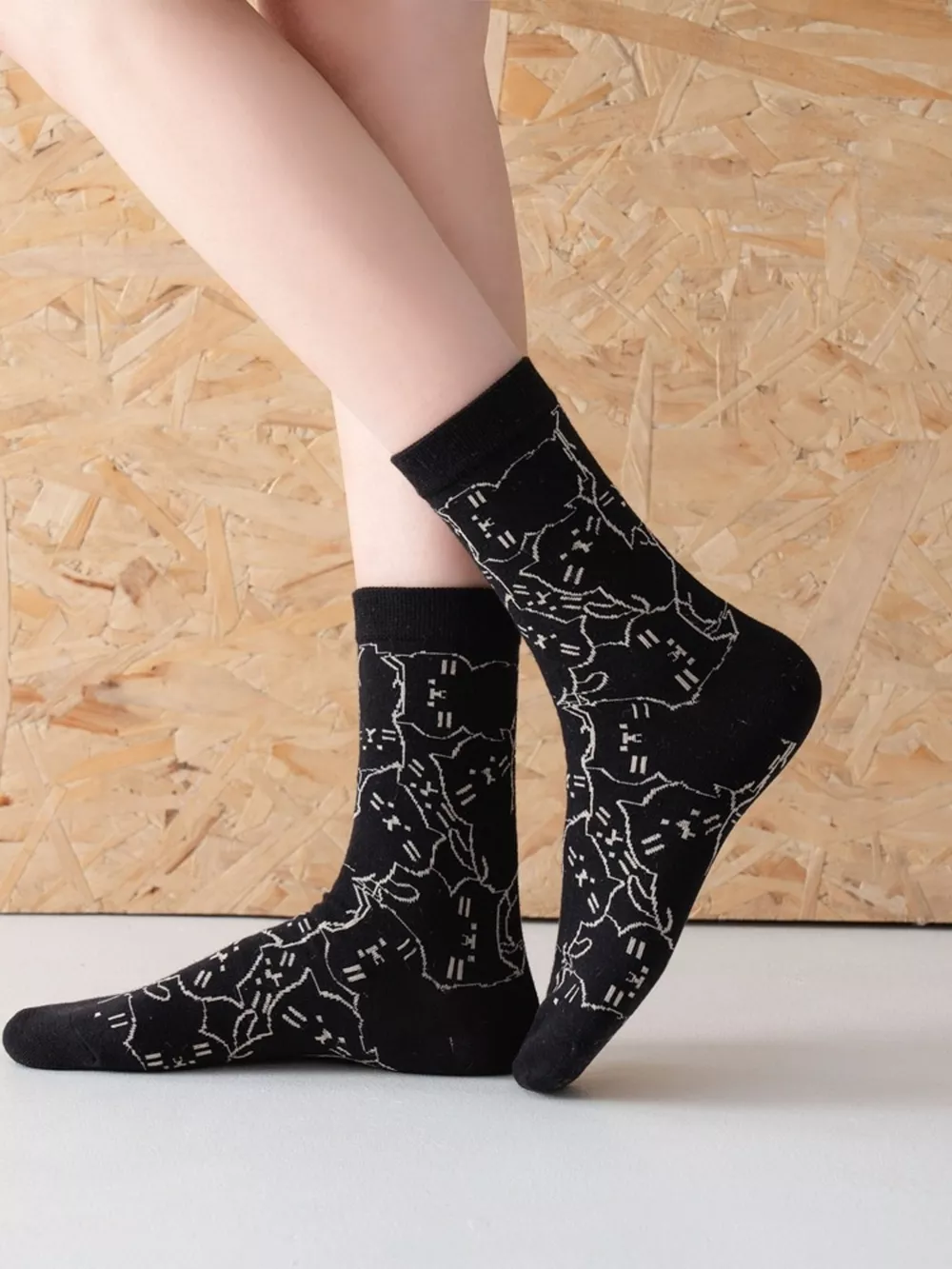 Cat Pattern Crew Socks, image 6
