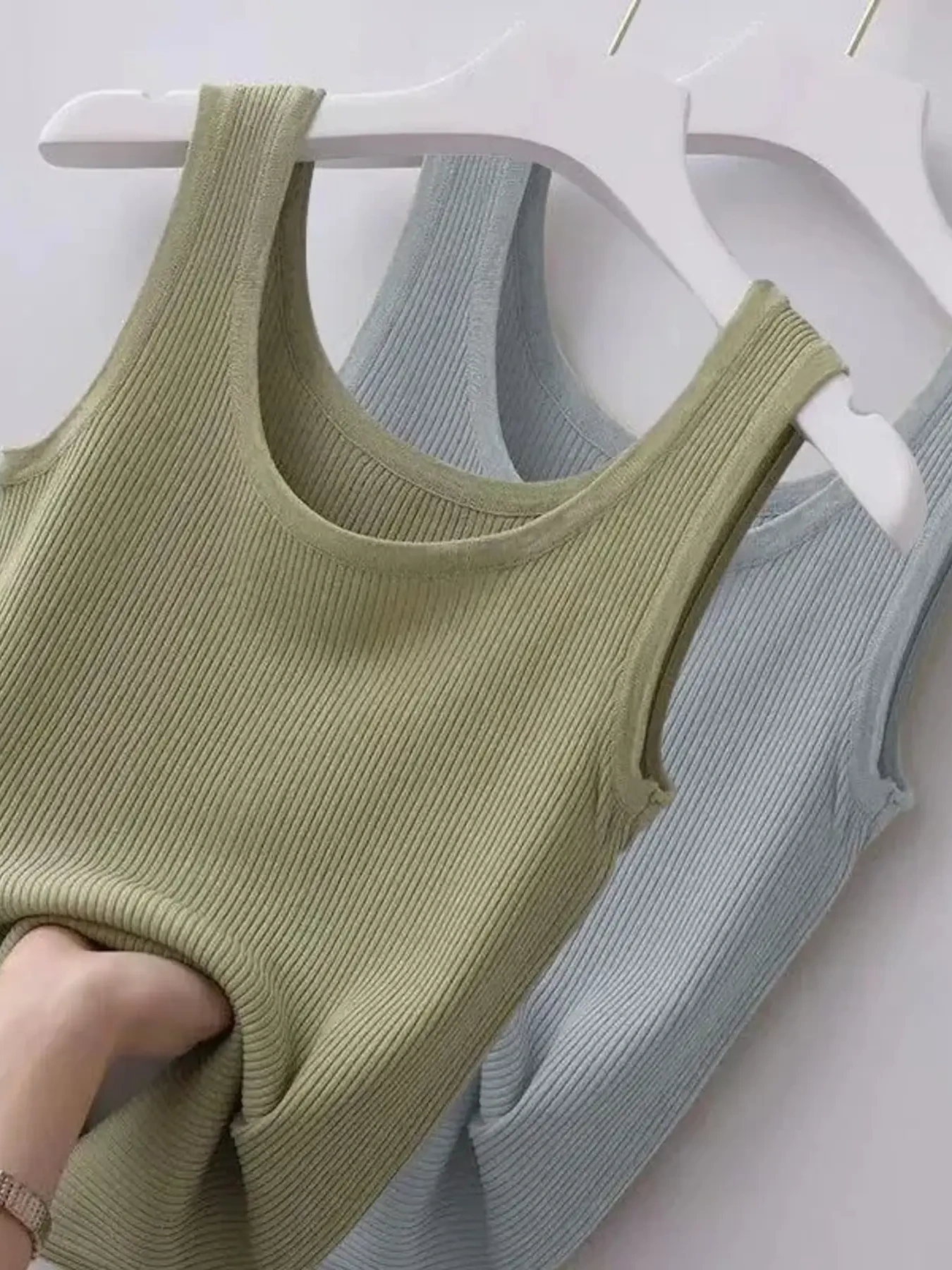 Plus Size Ribbed Knit Scoop Neck Tank Top, image 9