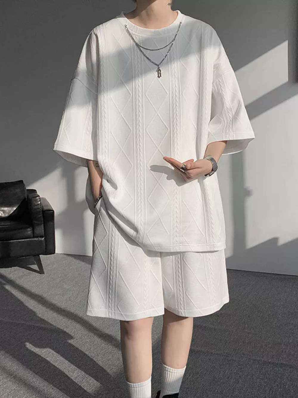 Men's Plus Size Textured Relaxed Fit Top and Shorts Set, image 9
