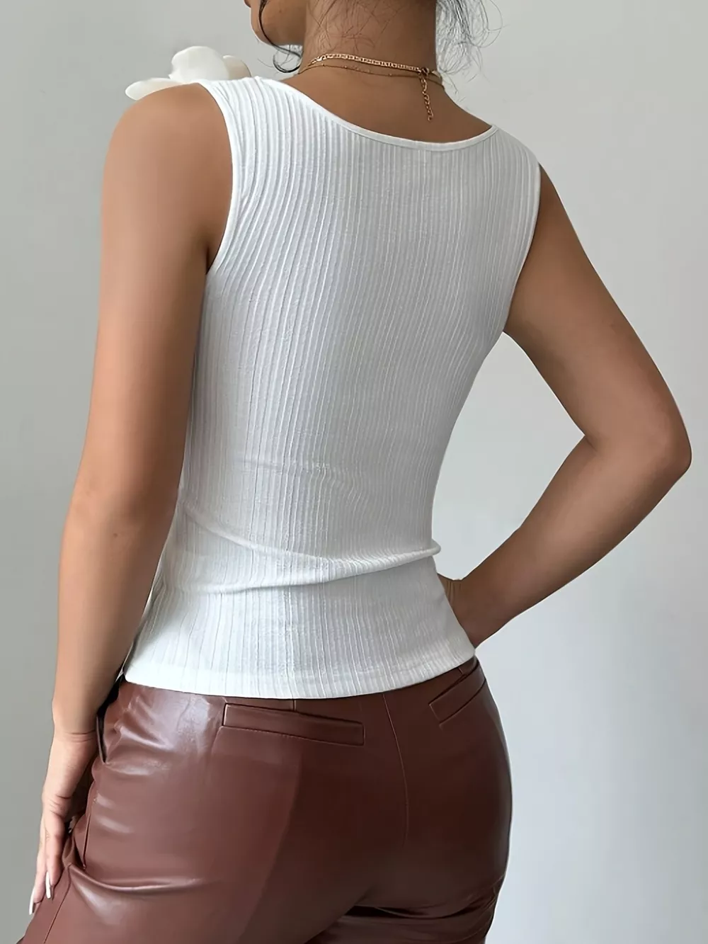 Floral Applique Ribbed Tank Top, image 3