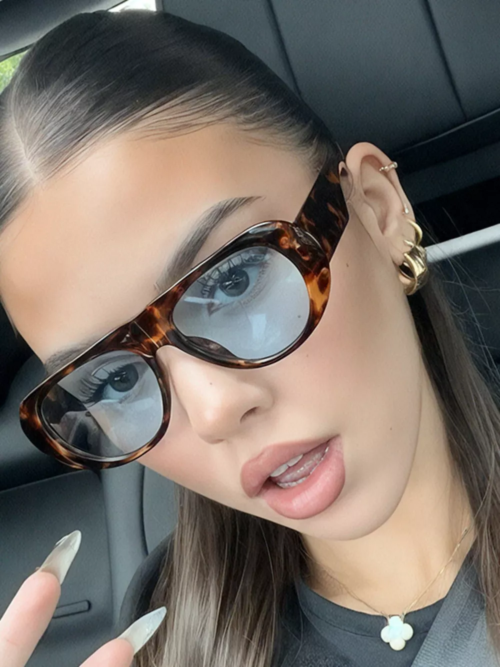 Oval Frame Sunglasses with UV Protection, image 3