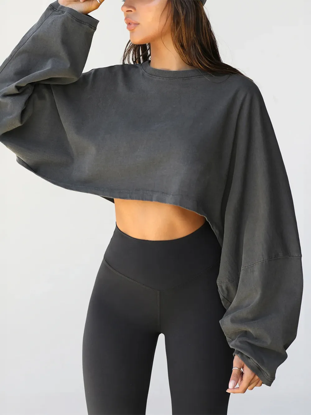 Round Neck Long Sleeve Crop Sweatshirt, image 3