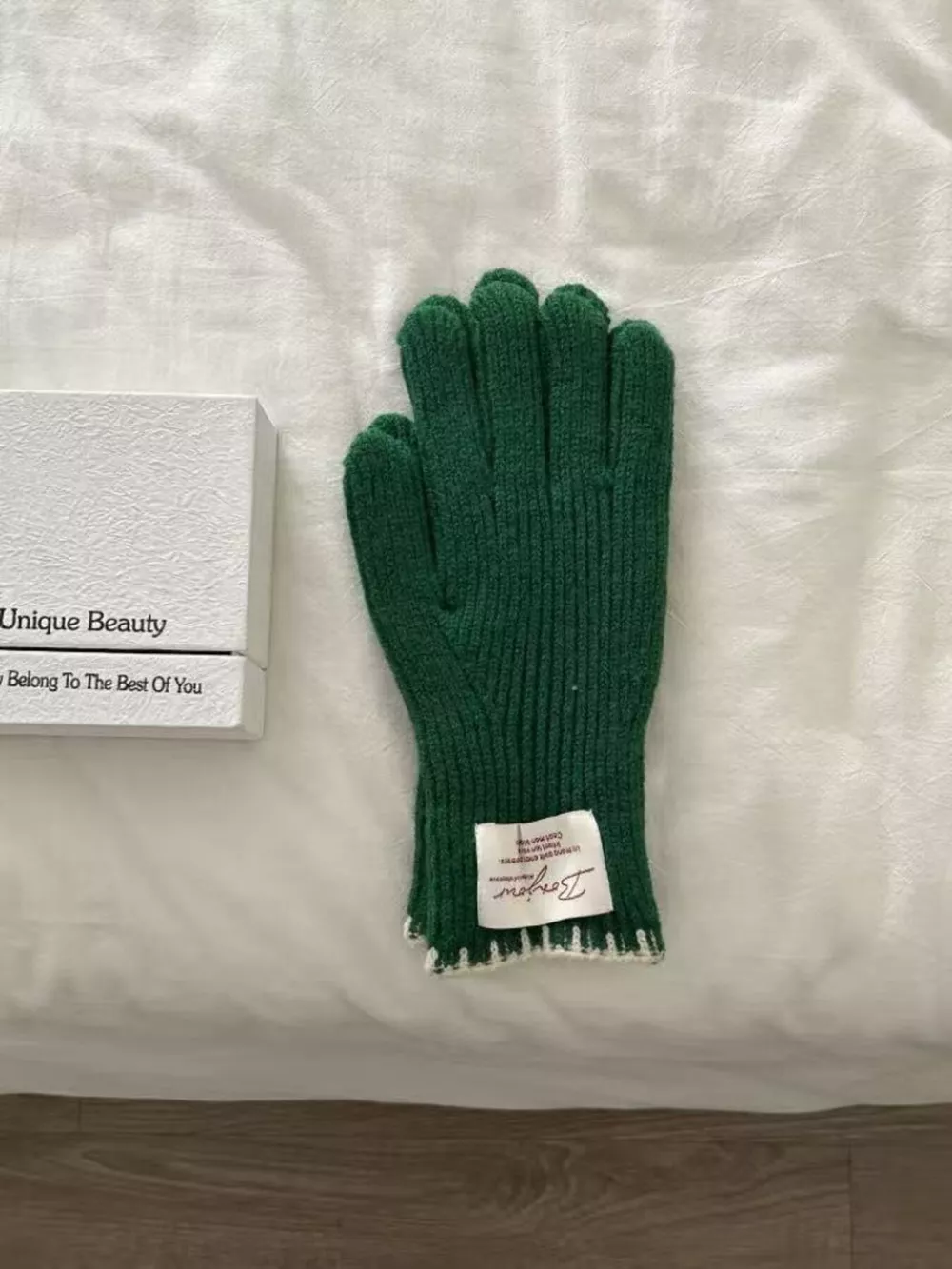 Ribbed Knit Gloves, image 21