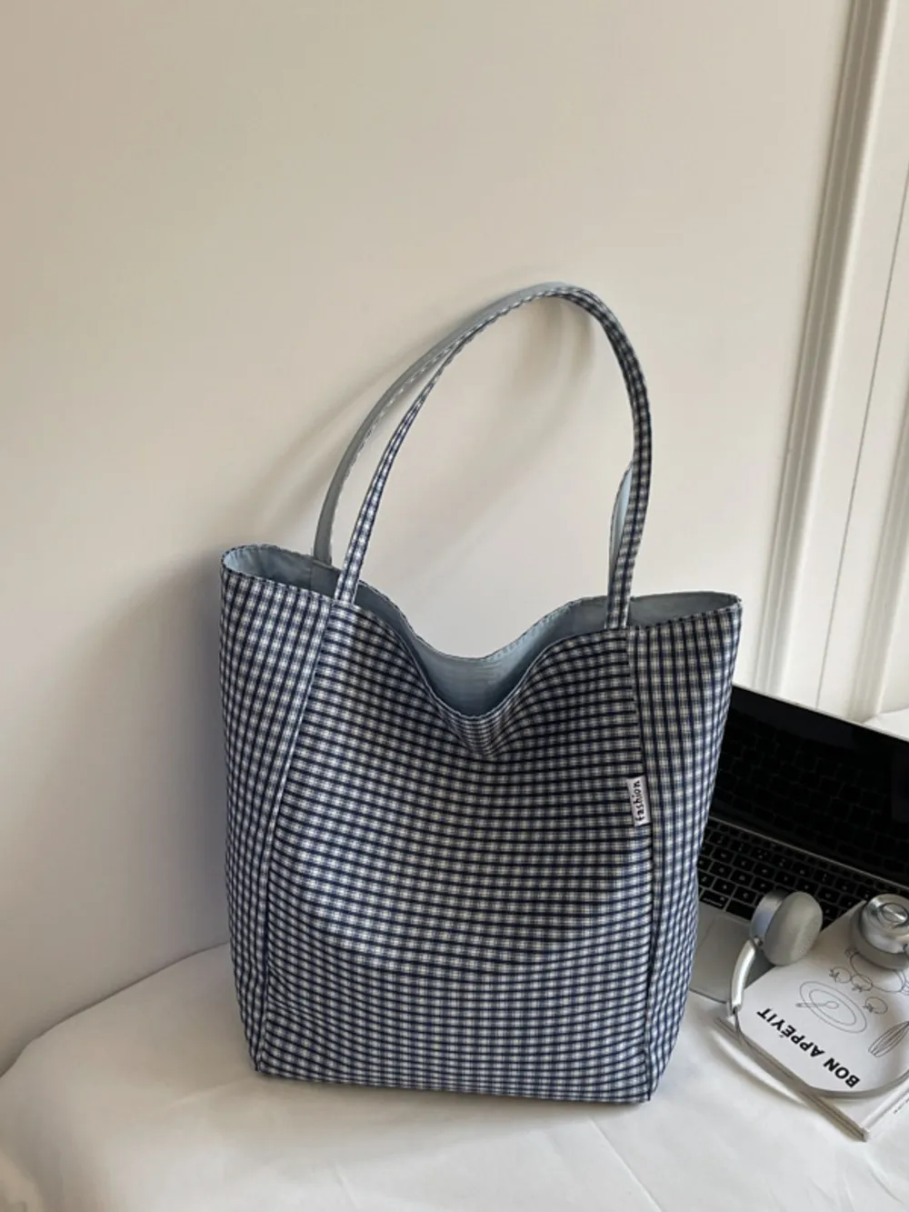 Plaid Pattern Tote Bag, image 4