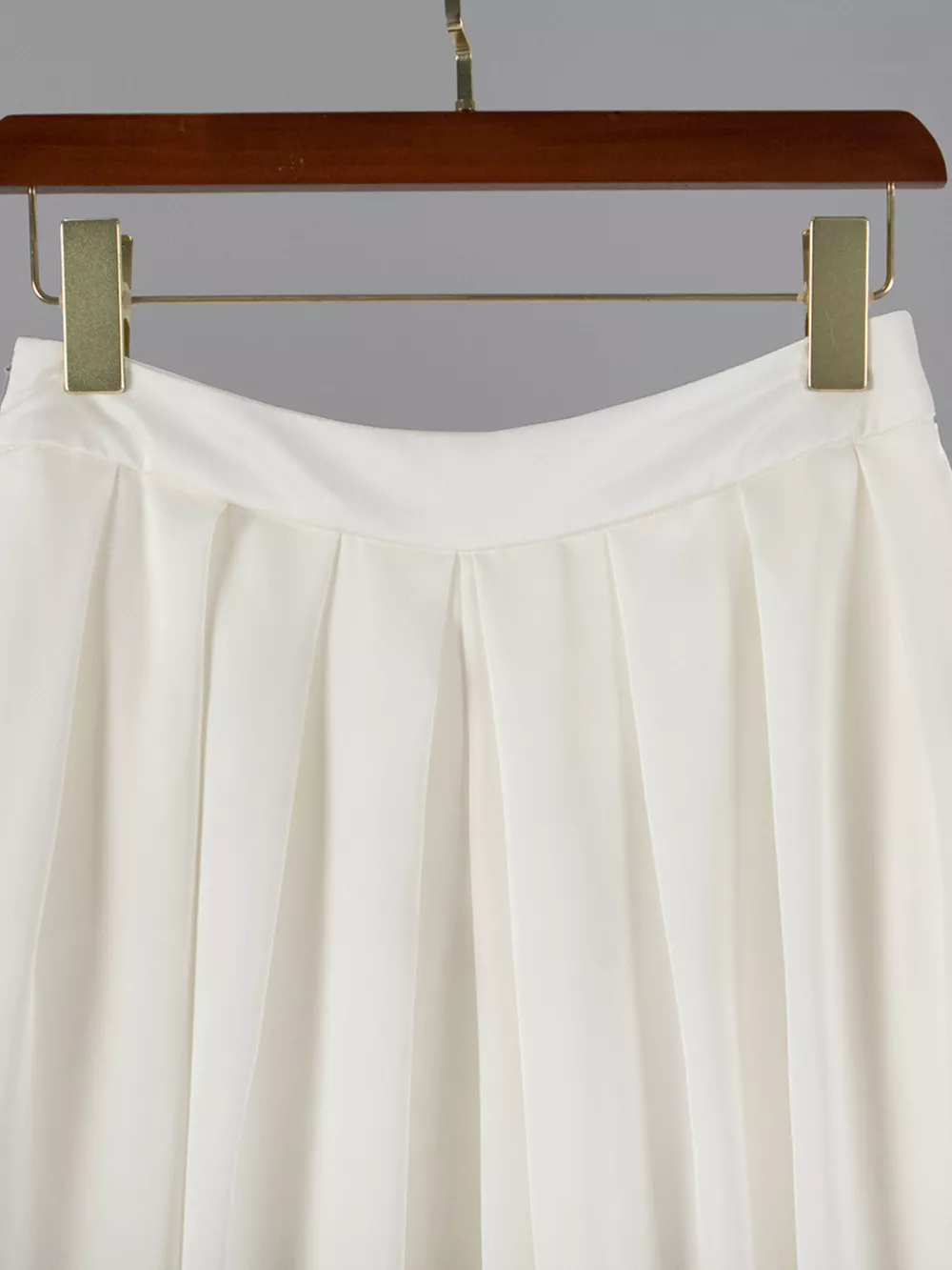 High-Waisted Satin Balloon Pants, image 9