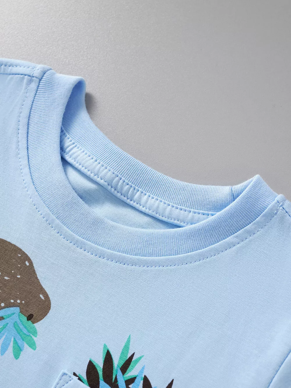Children's Dinosaur Round Neck Top and Shorts Set, image 3