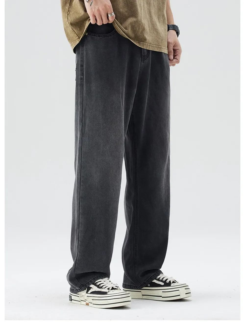 Men's Wide-Leg Relaxed Fit Jeans, image 3