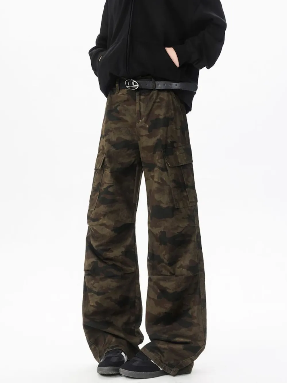 Men's Wide Leg Camouflage Cargo Pants, image 3
