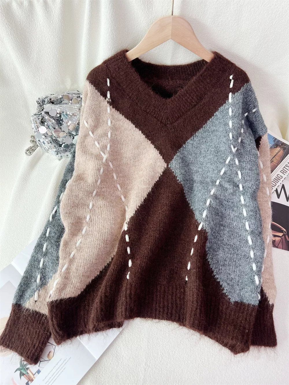 Argyle Pattern V-Neck Oversized Sweater, image 4
