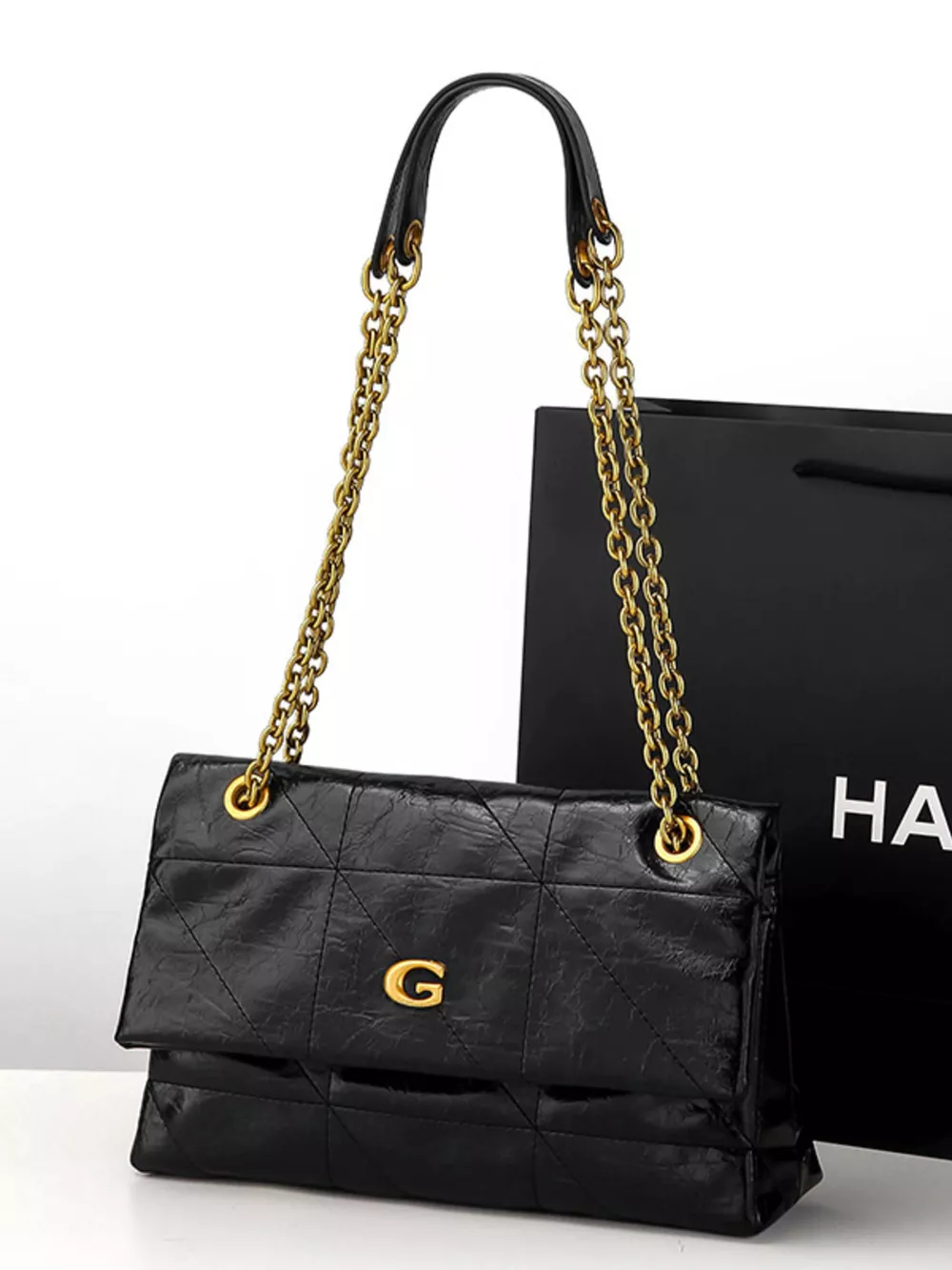 Geometric Quilted Shoulder Bag with Gold Chain Strap, image 8