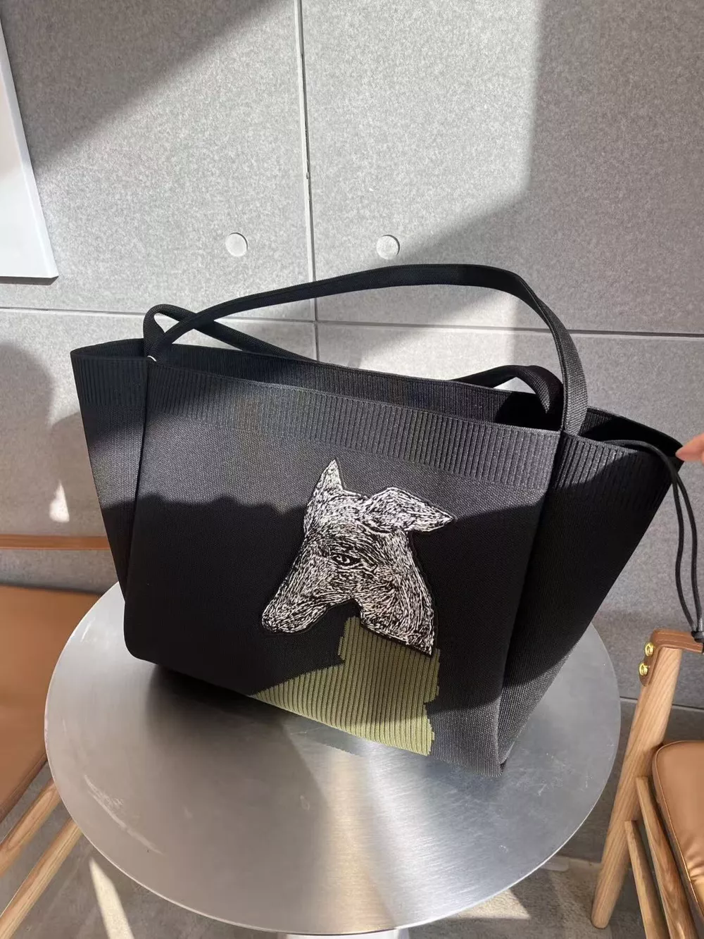 Dog Knit Shoulder Bag, image 3