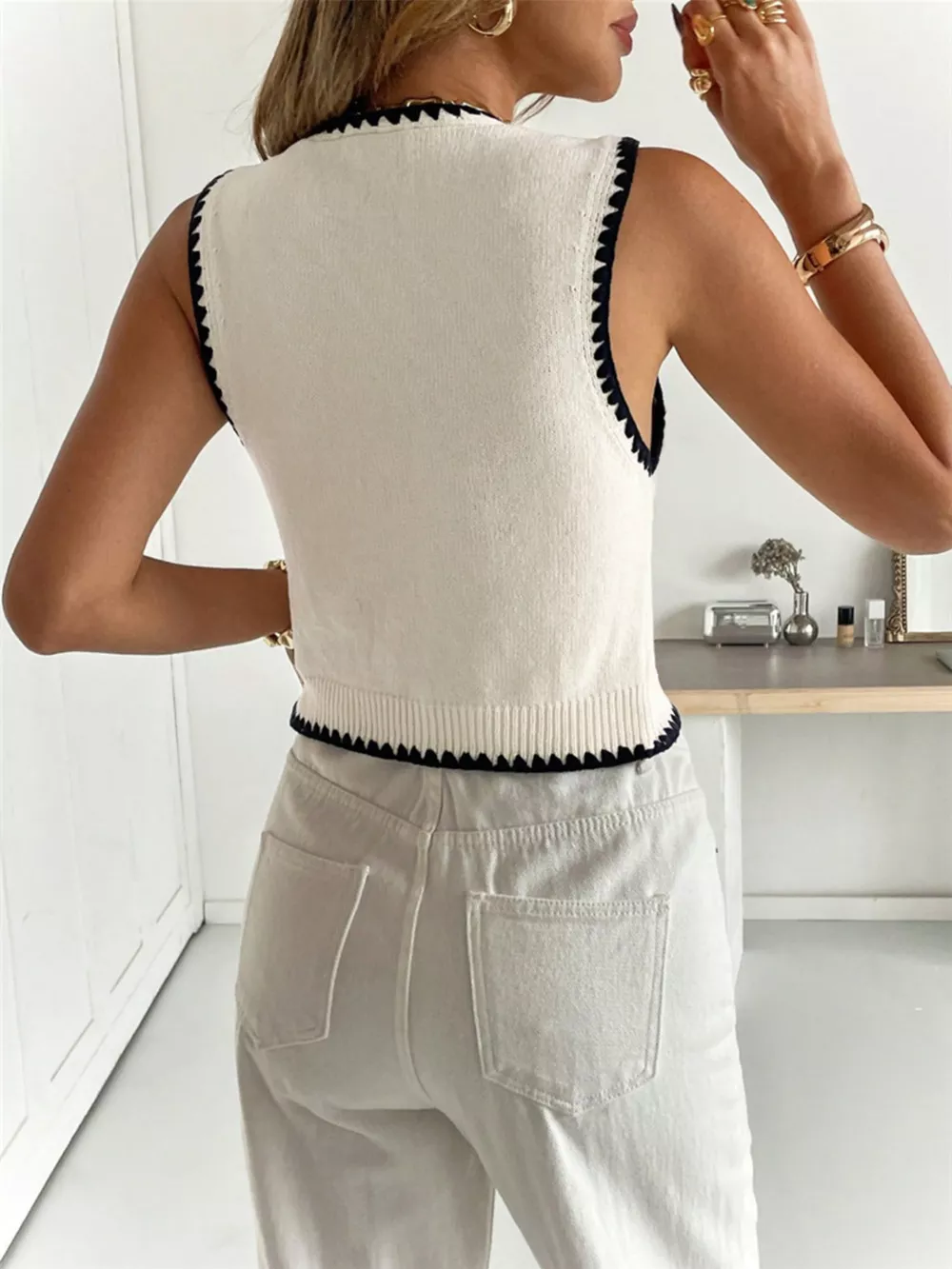 Contrast Trim Button Up Sweater Vest, image 4
