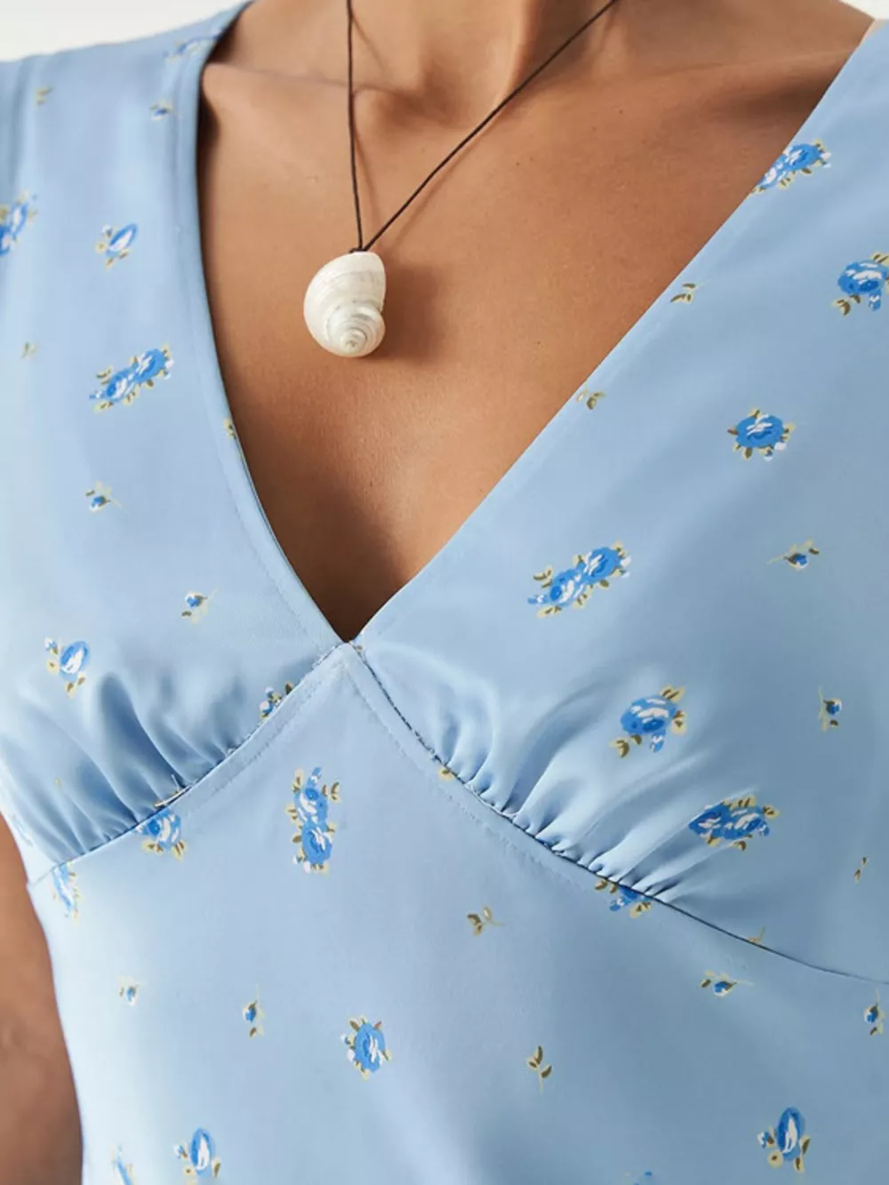 V-Neck Cap Sleeve Maxi Dress, image 3