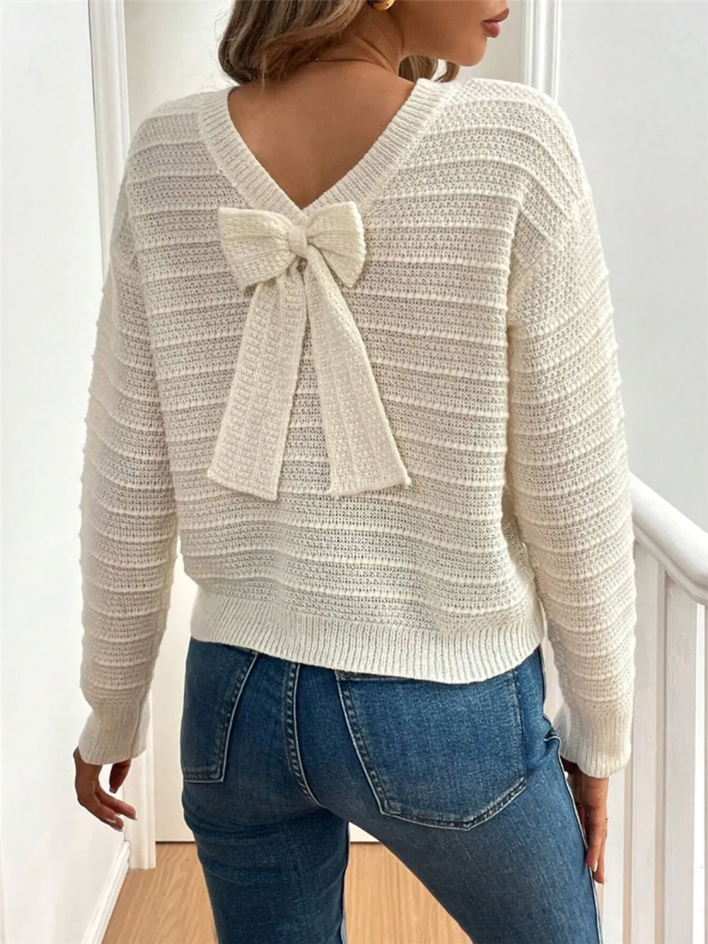 Round Neck Bow-Back Knit Top, image 3