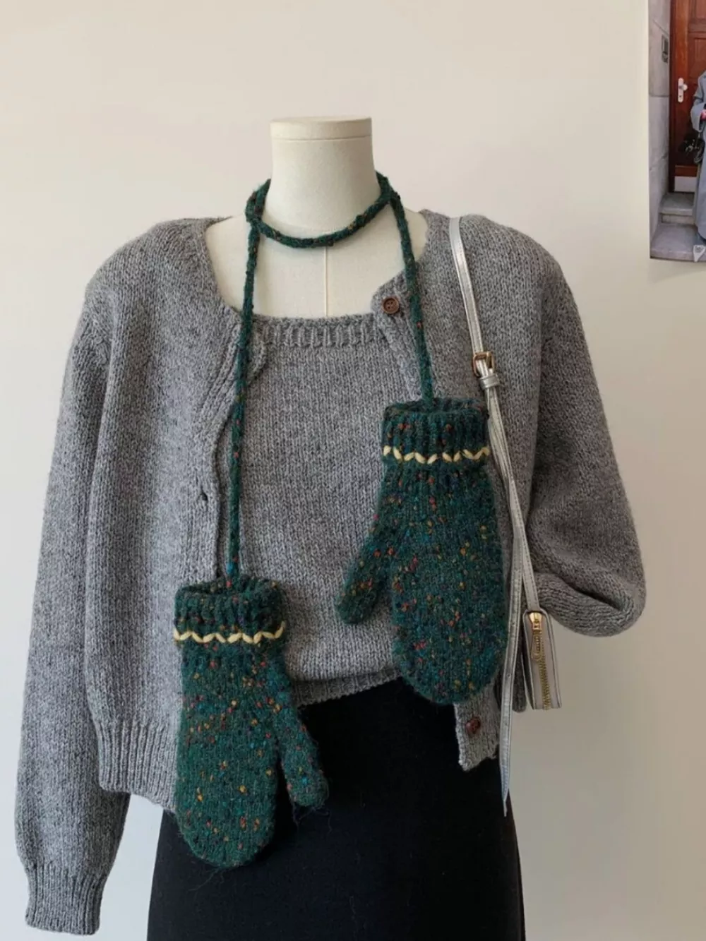 Knitted Mitten Gloves, image 9
