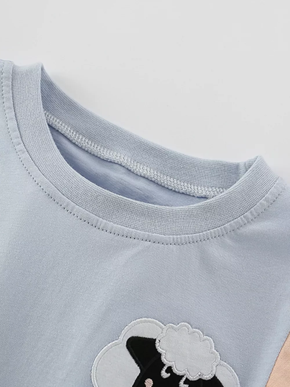 Children's Sheep Color Block Tee and Shorts Set, image 3
