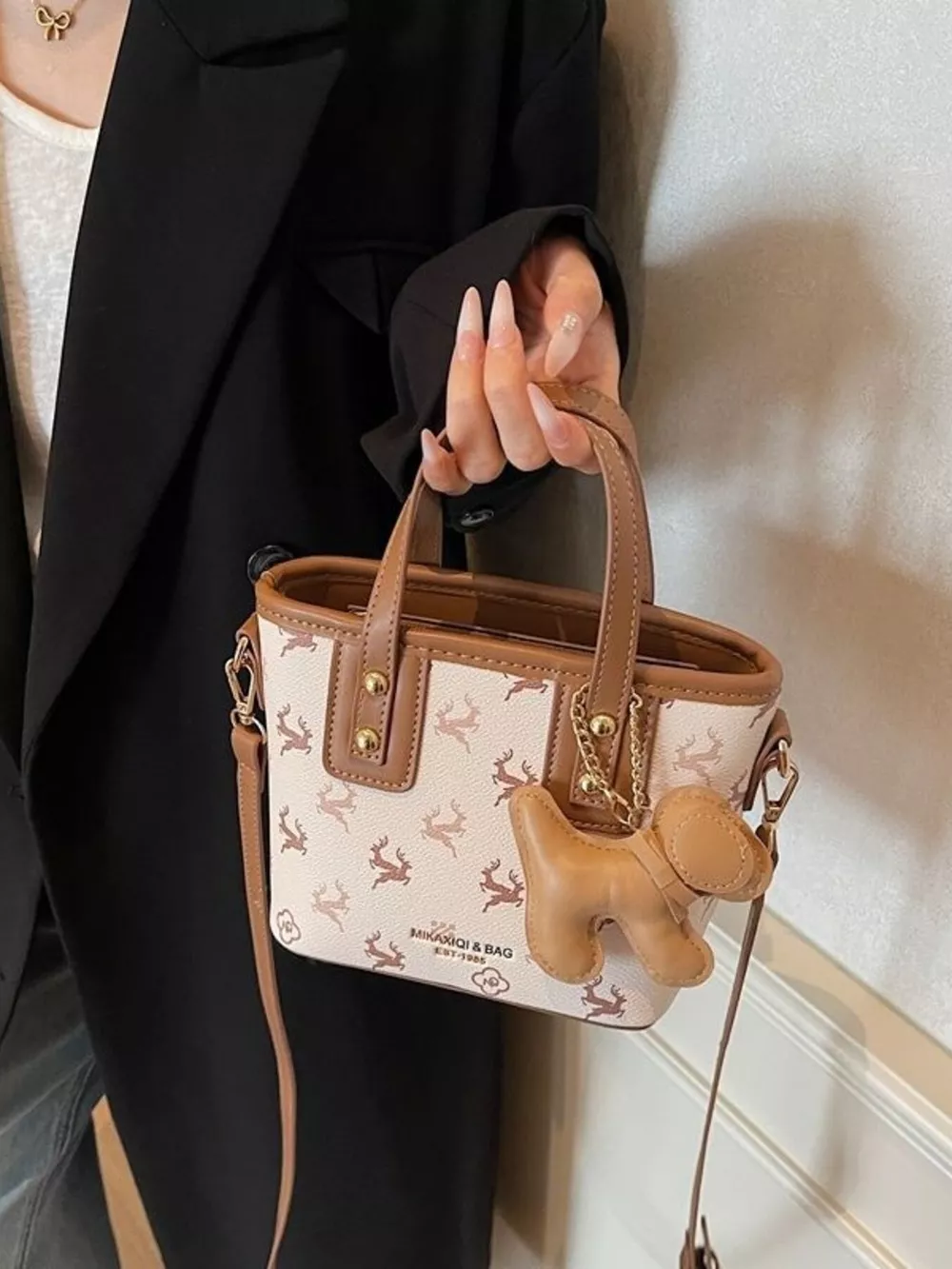 Lightweight Printed Crossbody Bag, image 5
