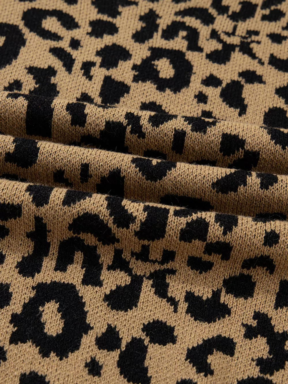 Ribbed Trim Round Neck Leopard Drop Shoulder Sweater, image 3