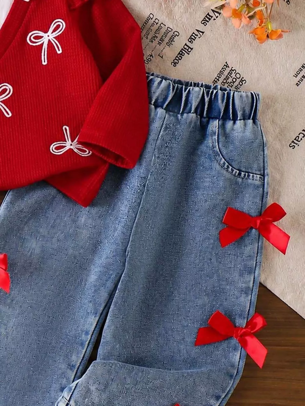 Children's Festive Bow-Embellished Knit Sweater and Jeans Set, image 5