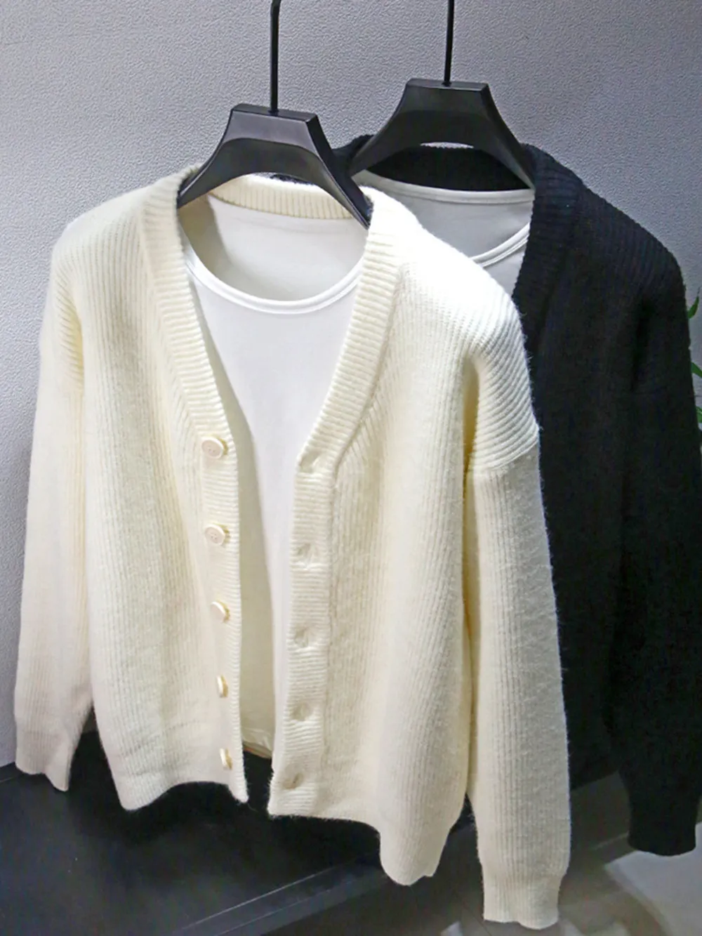 Men's Plus Size Button Up Long Sleeve Cardigan, image 3