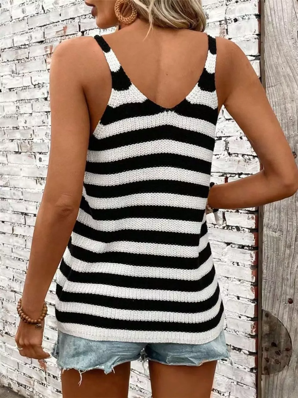 Striped V-Neck Tank, image 4