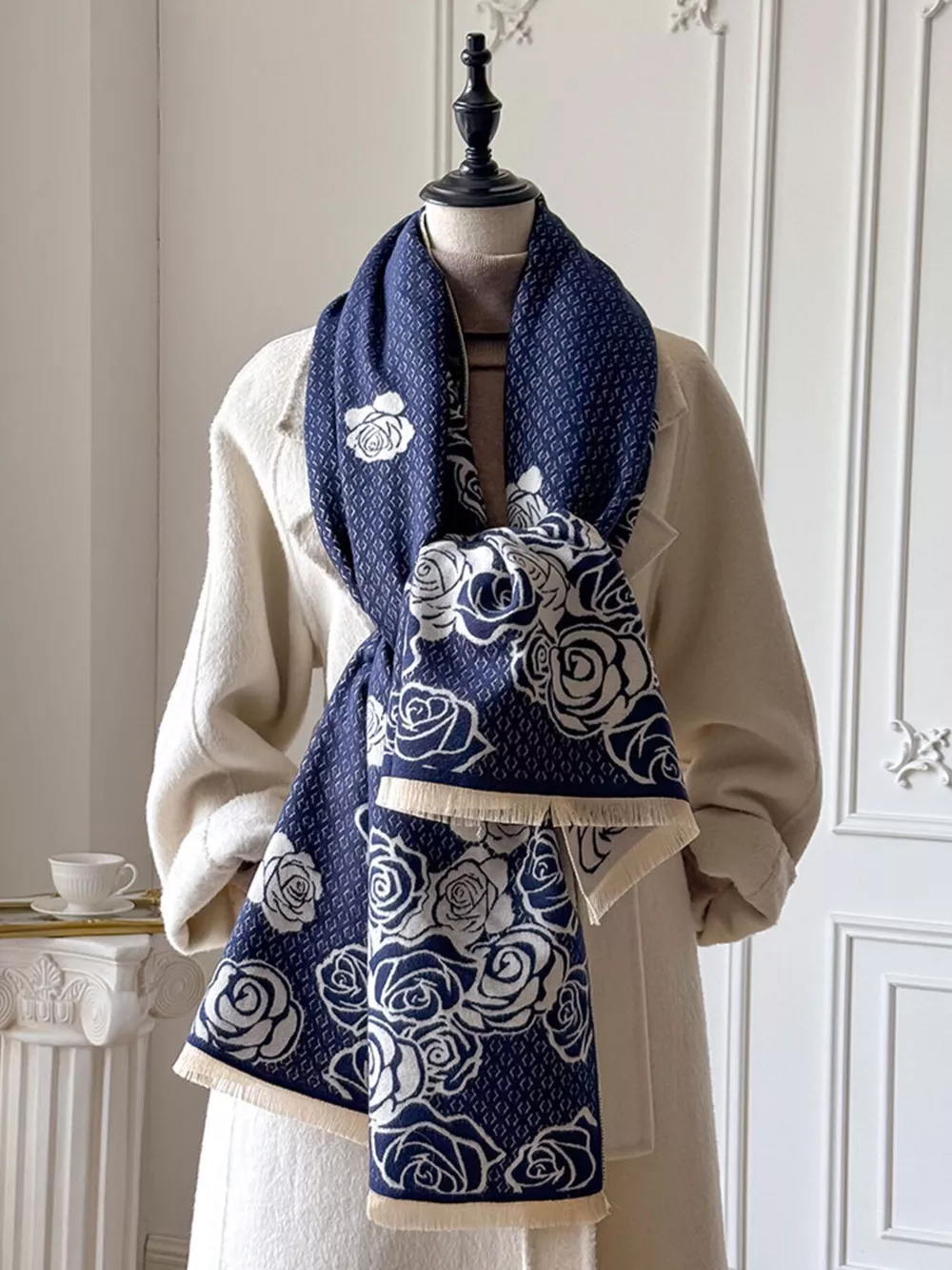 Rose Pattern Warm Scarf, image 5