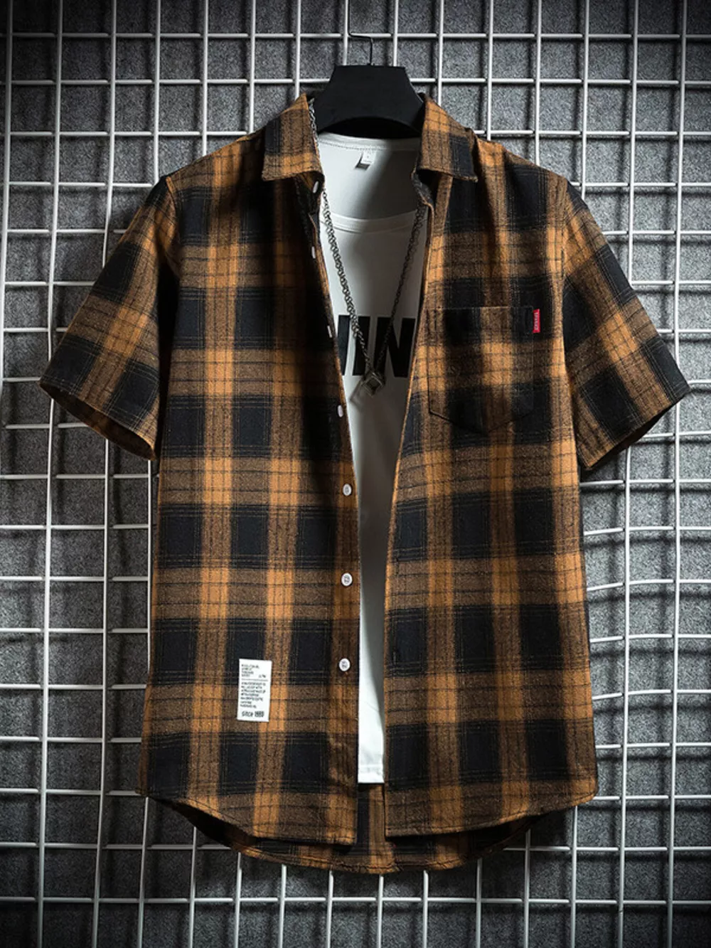 Men's Plus Size Plaid Button Up Short-Sleeve Shirt, image 2