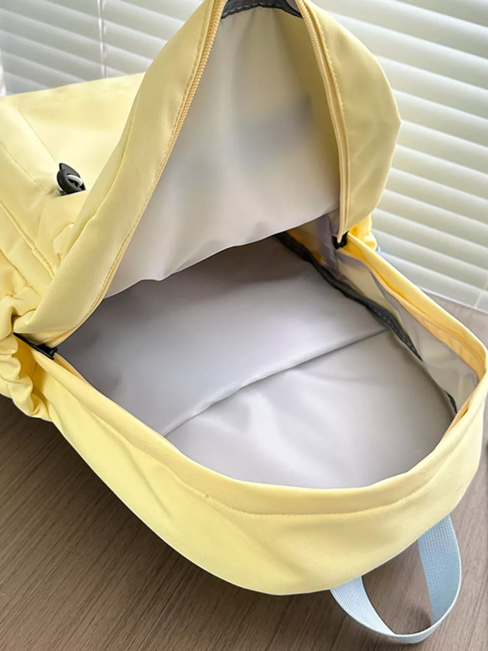 Lightweight Casual Backpack Bag, image 8