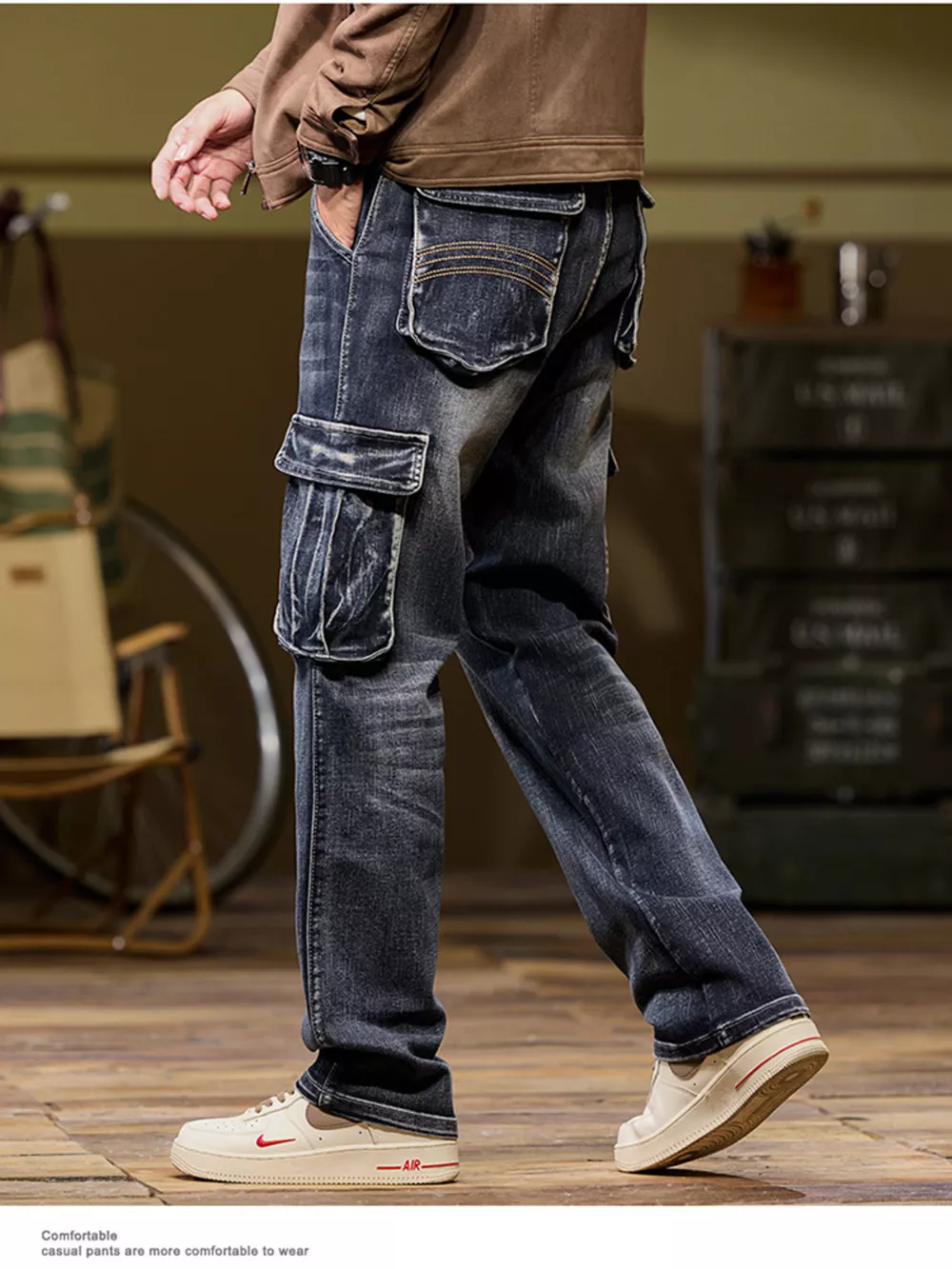 Men's Vintage Loose Fit Cargo Jeans, image 3