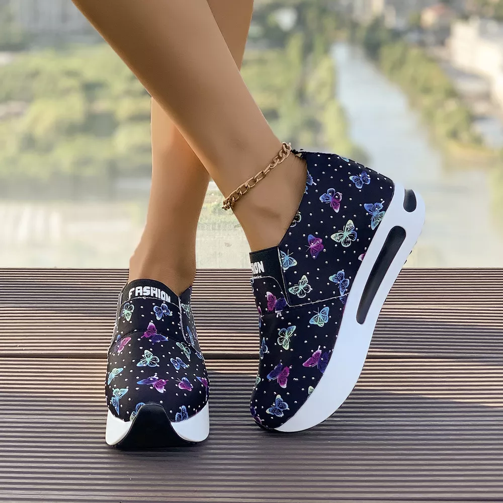 Butterfly Round Toe Slip-Ons