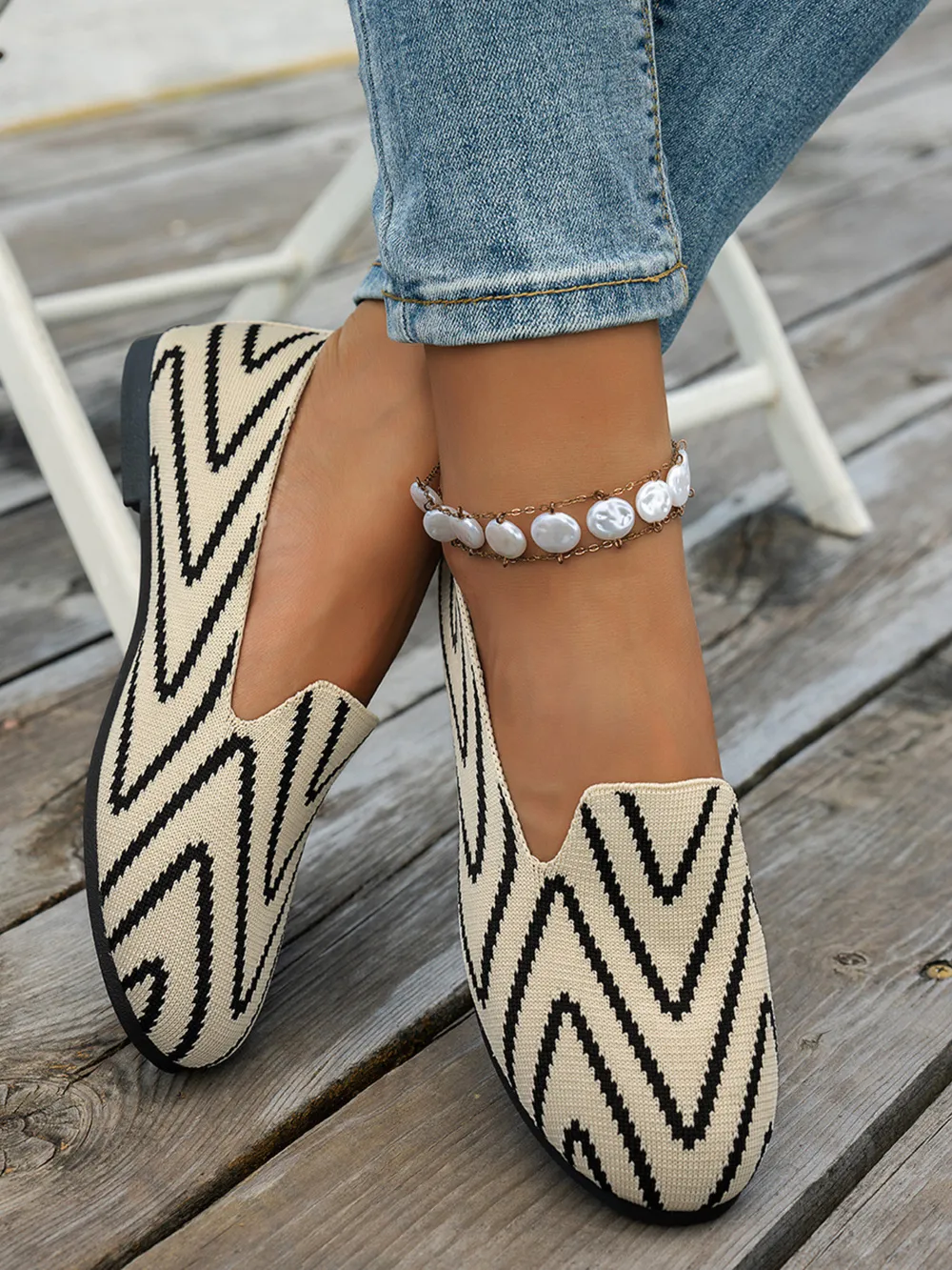 Chevron Pattern Flat Slip-Ons, image 3