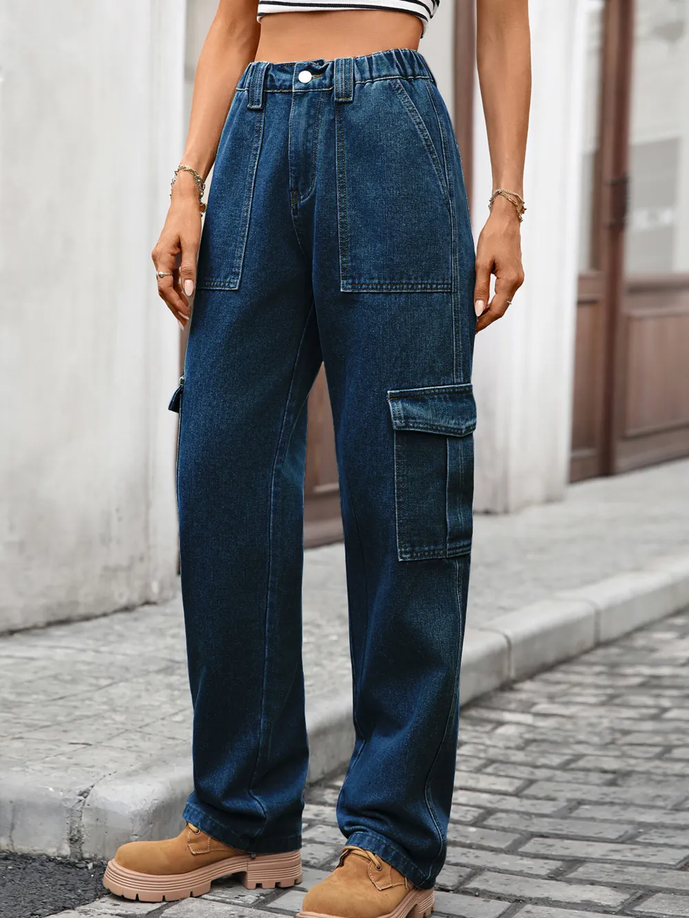 High-Waisted Cargo Jeans, image 8