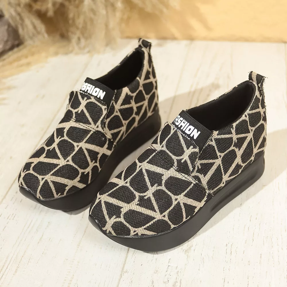 Round Toe Platform Slip-Ons, image 3
