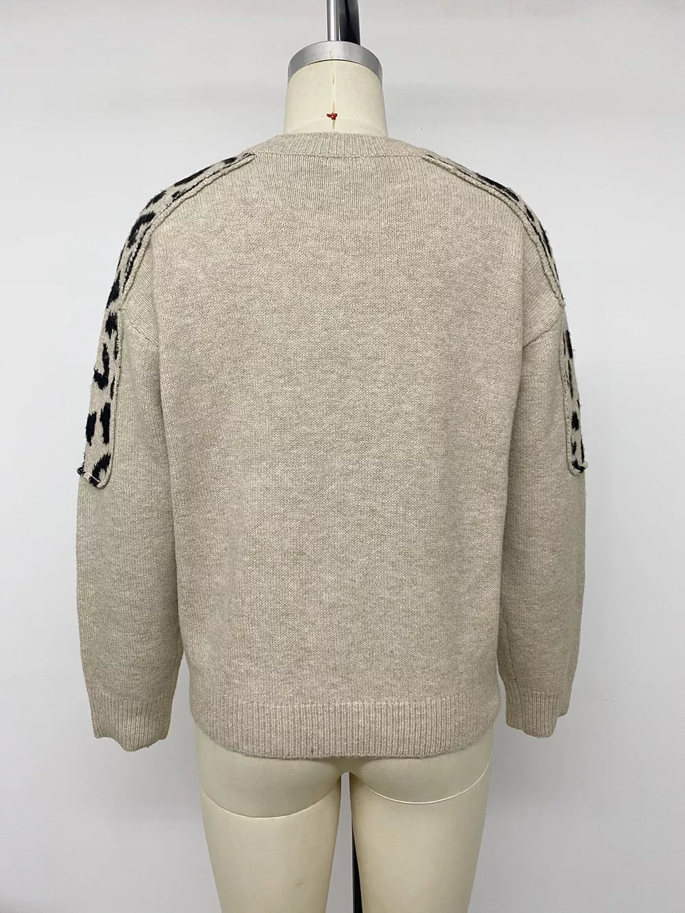 Leopard Round Neck Sweater, image 13