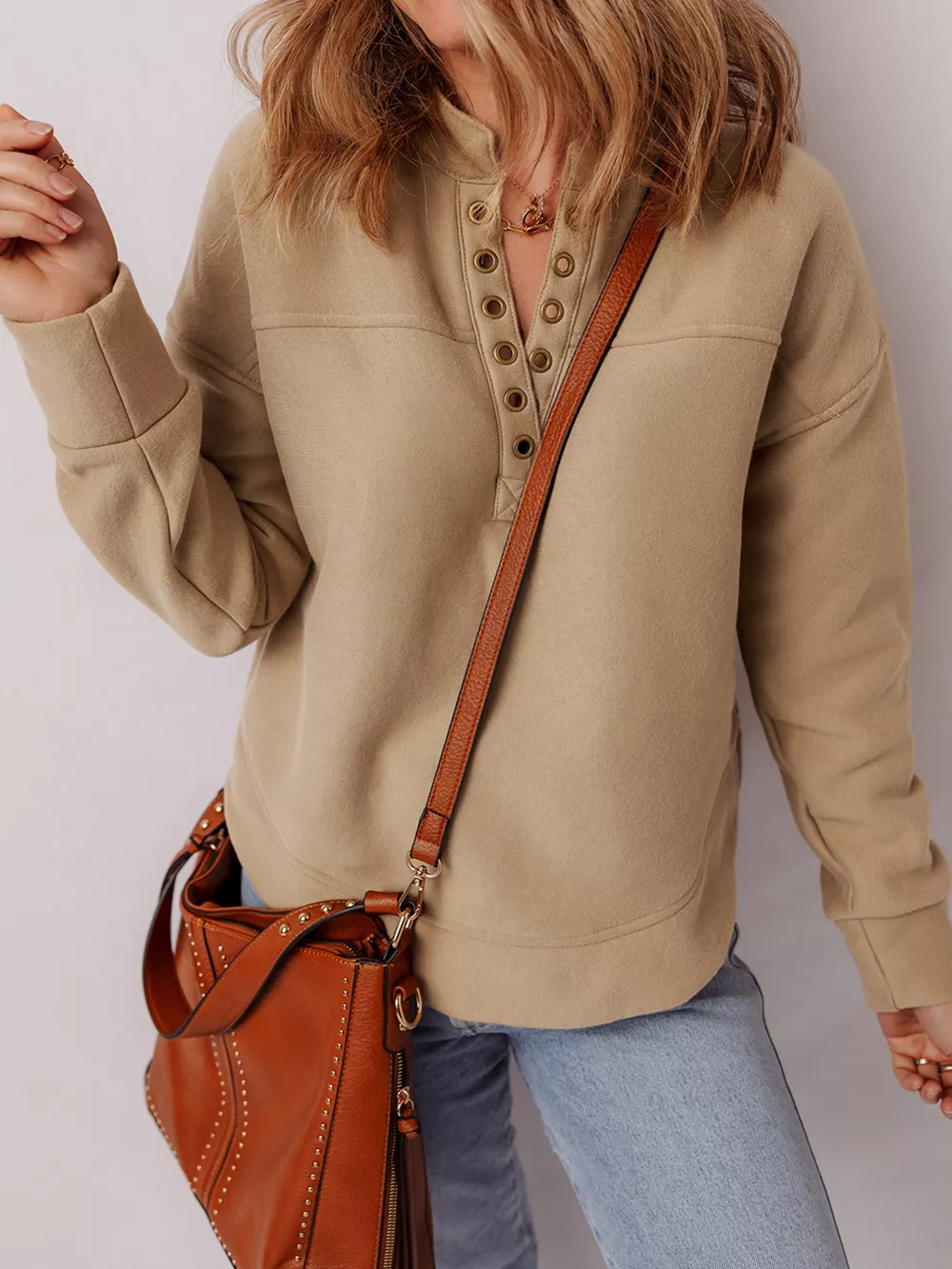 Grommet Detail V Neck Sweatshirt, image 4