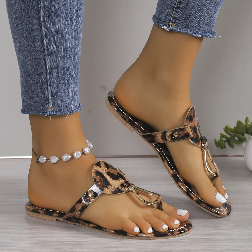 Leopard Toe Post Flats Sandals, image 3